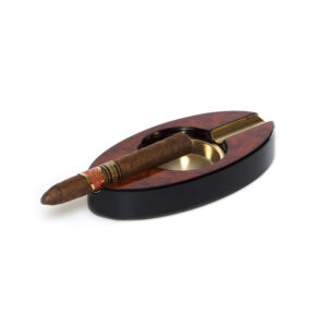 Cigar ashtray with 2 cigar slots